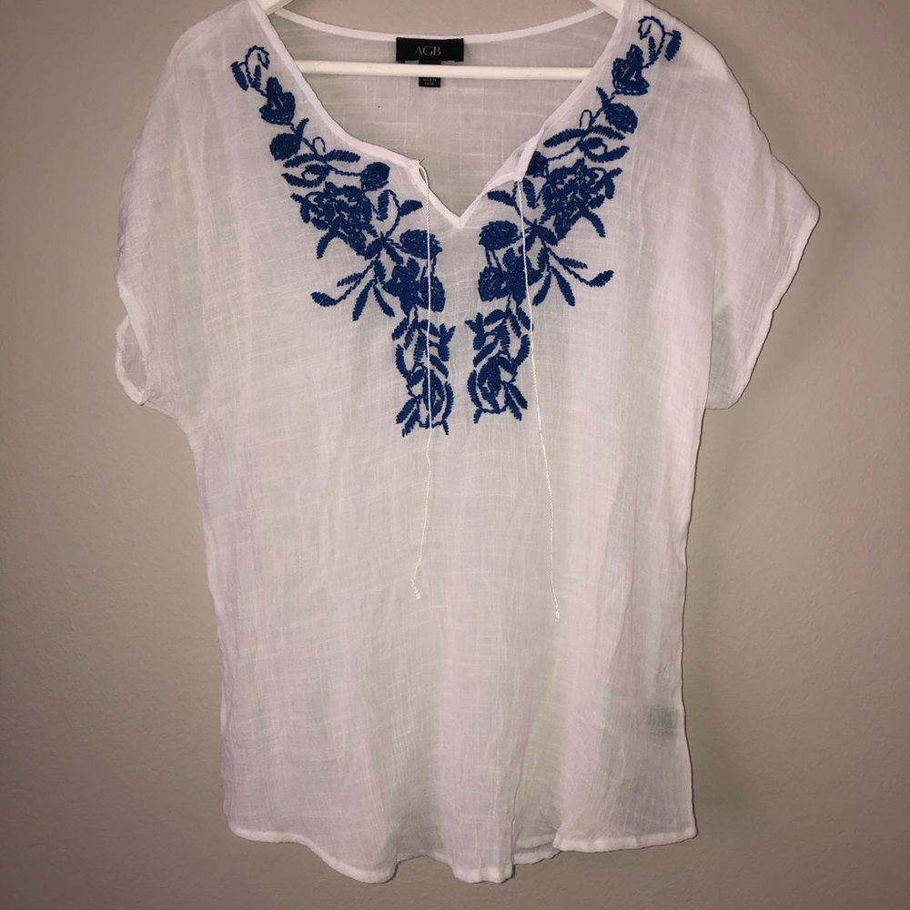 AGB white cover up top